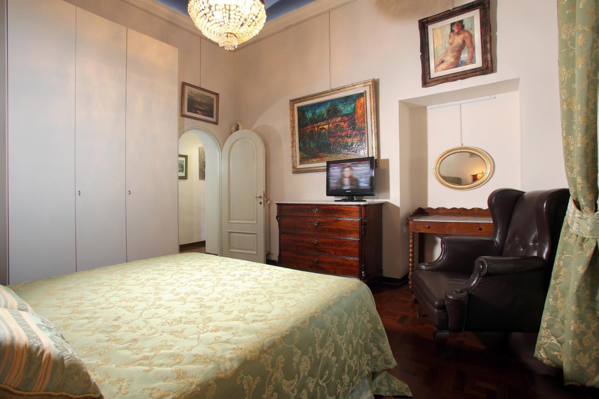 Appartamento D'Epoca Colosseo Art Gallery Roma Dış mekan fotoğraf